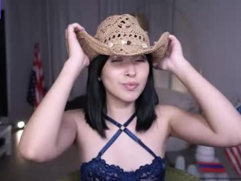 anniehillofficial_ webcam model stream image