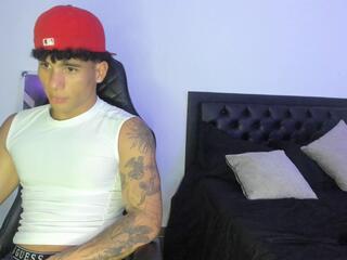 Arthur Stonee webcam model stream image