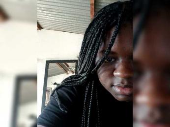 ZOEE1 webcam model stream image