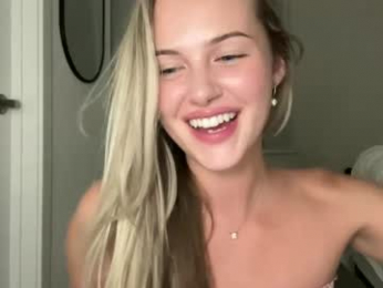luvaimee webcam model stream image