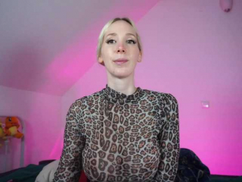 SCinderella webcam model stream image