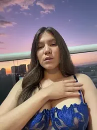 AmelieLaurent_ webcam stripchat model stream image