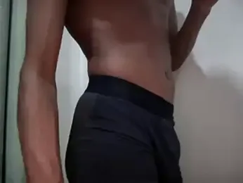 FumingBingo webcam model stream image