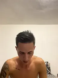 adonis0892 webcam model stream image
