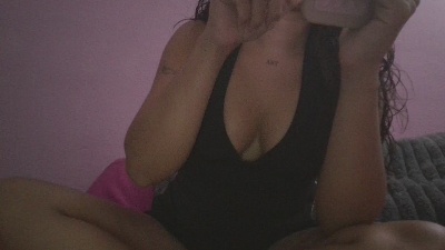 AuraLuxe webcam cam4 model stream image