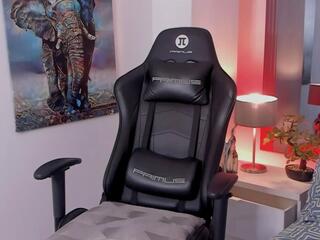 Dash Kane webcam model stream image