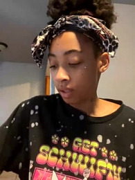sexybribri@xh webcam model stream image