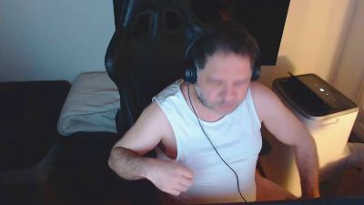 Cochonouiiii webcam model stream image