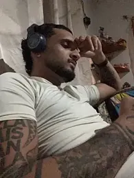 Wicy23 webcam model stream image