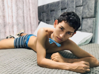 FelipeGonzales webcam livejasmin model stream image