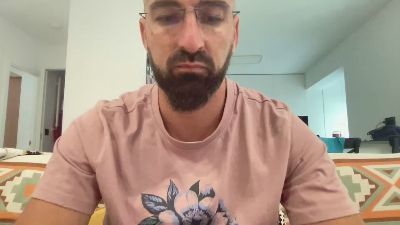 v1c70r1985 webcam model stream image