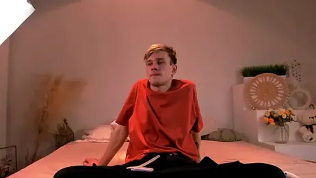 Volan_Starts webcam model stream image