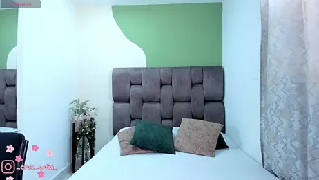 _sofia_cruz webcam stripchat model stream image