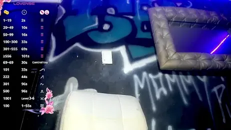 IsabellBigtitsxx webcam model stream image