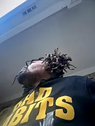 2HandsLong webcam model stream image