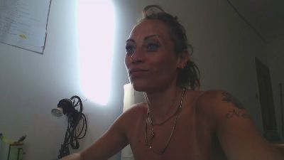 Saretta23 webcam cam4 model stream image