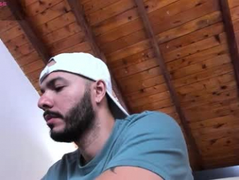 tom_bailey_ webcam model stream image