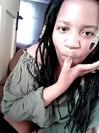 ThaBundaa webcam model stream image