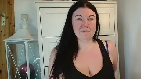 p6w_official webcam model stream image