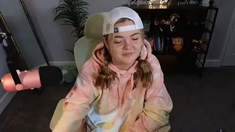 Brivana webcam model stream image