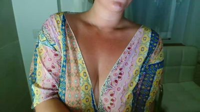DiNicchia_ webcam model stream image