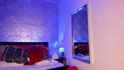 Vennus1_ webcam model stream image