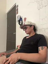 Hazhitr webcam model stream image