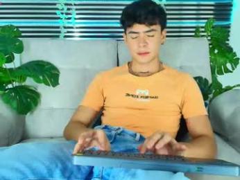 camilo_xcam webcam model stream image