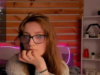 Tararyannn webcam model stream image