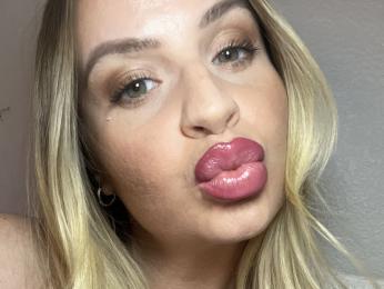 PeachyyBunnyy webcam livejasmin model stream image