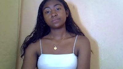 Karinah_7 webcam model stream image