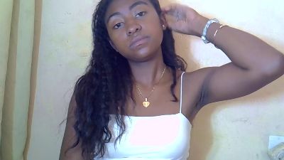 Karinah_7 webcam model stream image