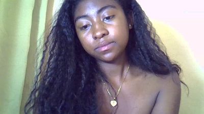 Karinah_7 webcam model stream image