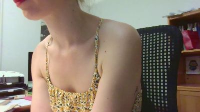 Secretairenue webcam cam4 model stream image
