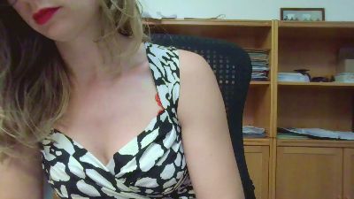Secretairenue webcam model stream image