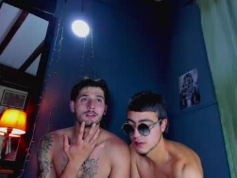 alejo_323__ webcam model stream image