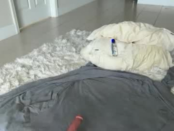 myles_isperfect webcam model stream image
