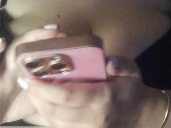 peachyshow webcam bongacams model stream image