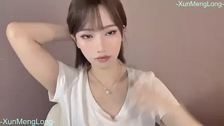-XunMengLong- webcam stripchat model stream image