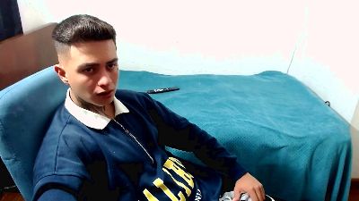 santii_ss webcam model stream image