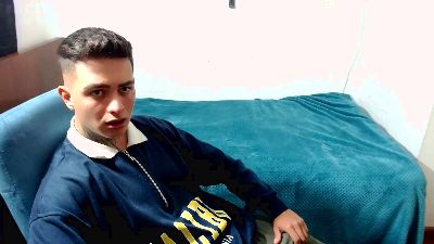 santii_ss webcam model stream image