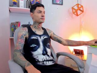 Nathan Kind webcam model stream image