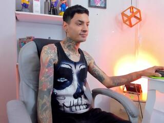 Nathan Kind webcam model stream image