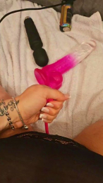 koxinelle32 webcam cam4 model stream image