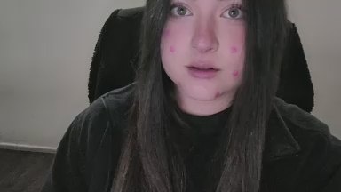 Valentinauwu webcam model stream image