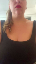 belu53 webcam model stream image