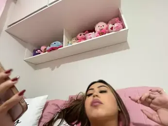 lariic webcam model stream image