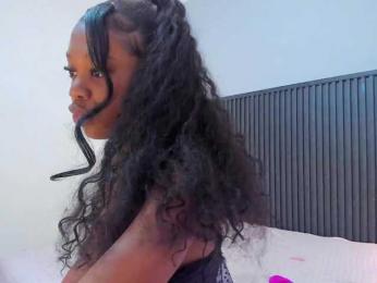 Aisha-Loren webcam model stream image