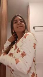 Tropicoqueta webcam model stream image