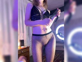 Di-evgen webcam model stream image
